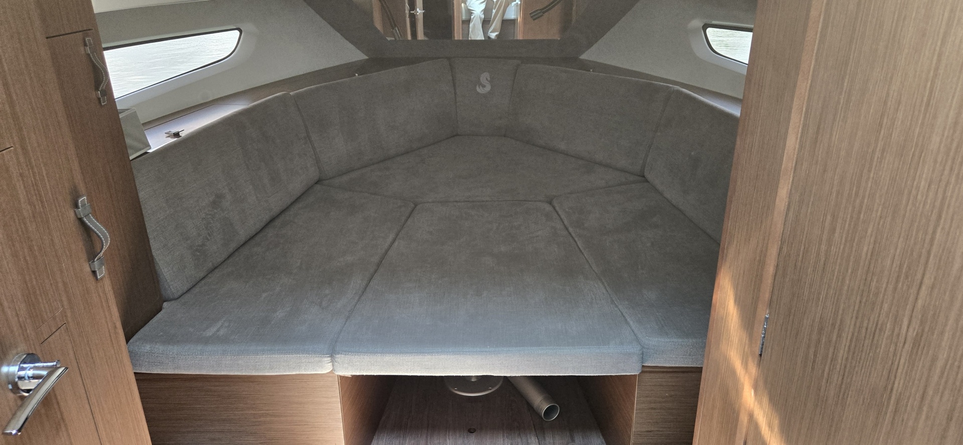 NEVER GIVEN 32ft Beneteau Yacht For Sale NEVER GIVEN 32ft Beneteau Yacht For Sale