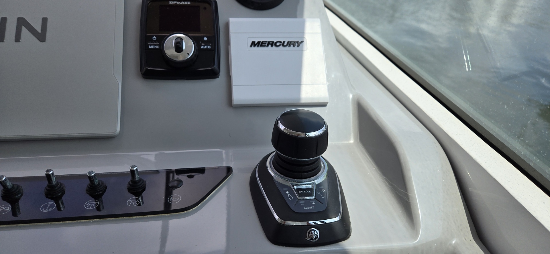 NEVER GIVEN 32ft Beneteau Yacht For Sale NEVER GIVEN 32ft Beneteau Yacht For Sale