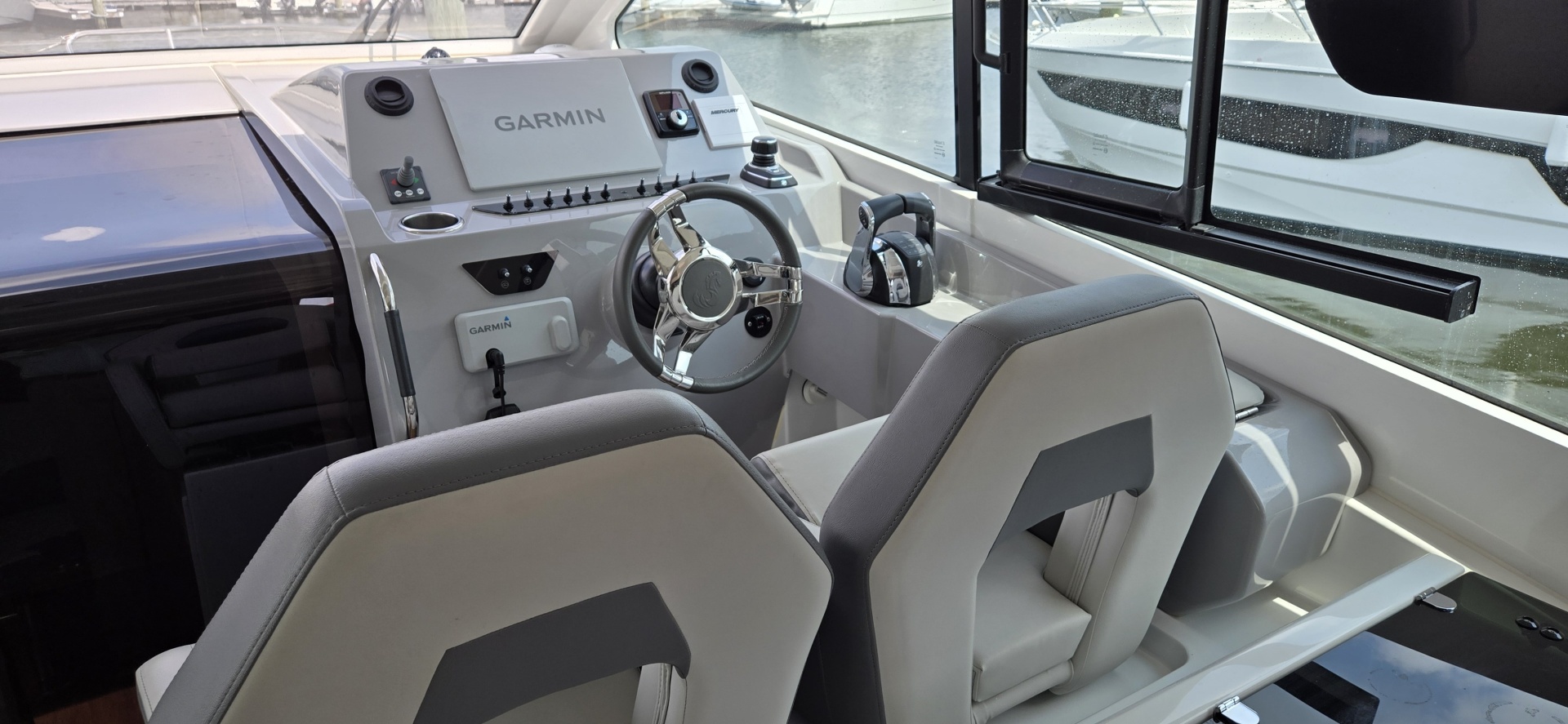 NEVER GIVEN 32ft Beneteau Yacht For Sale NEVER GIVEN 32ft Beneteau Yacht For Sale