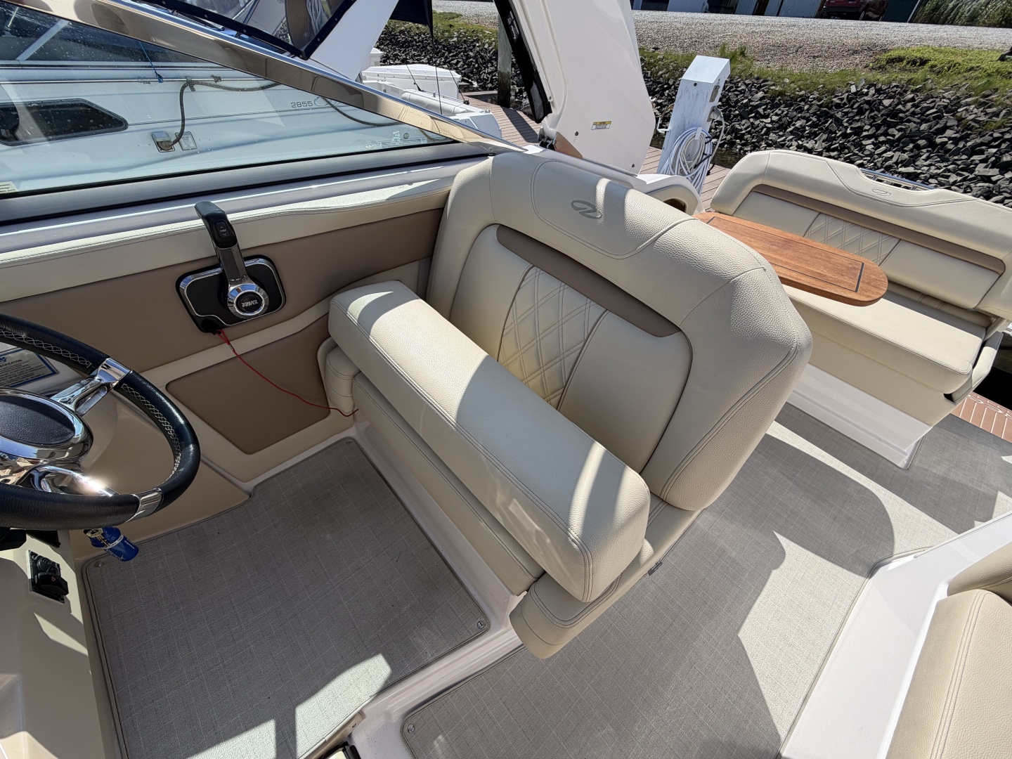 28ft Regal Yacht For Sale