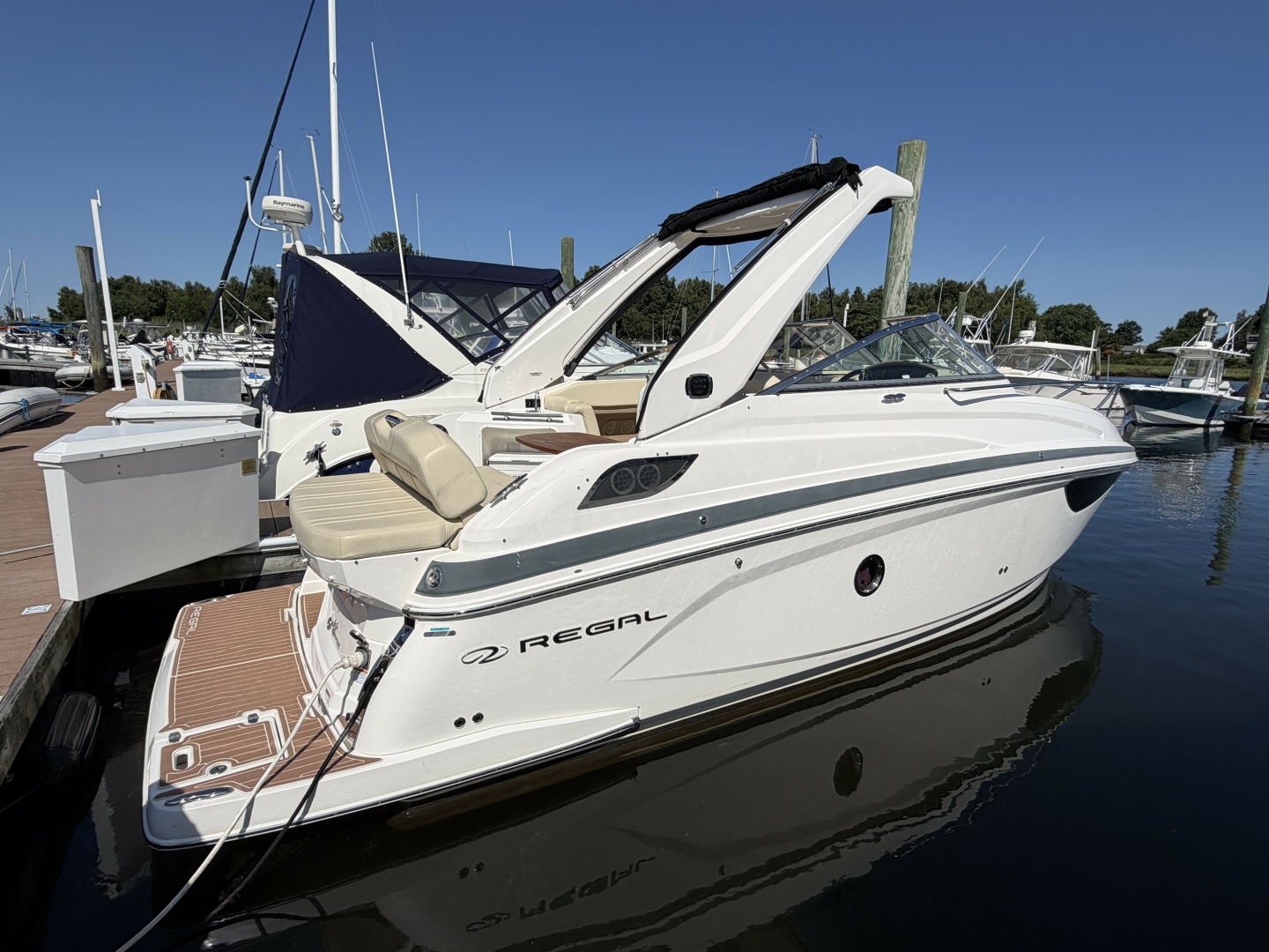 2020 Regal 28 Express