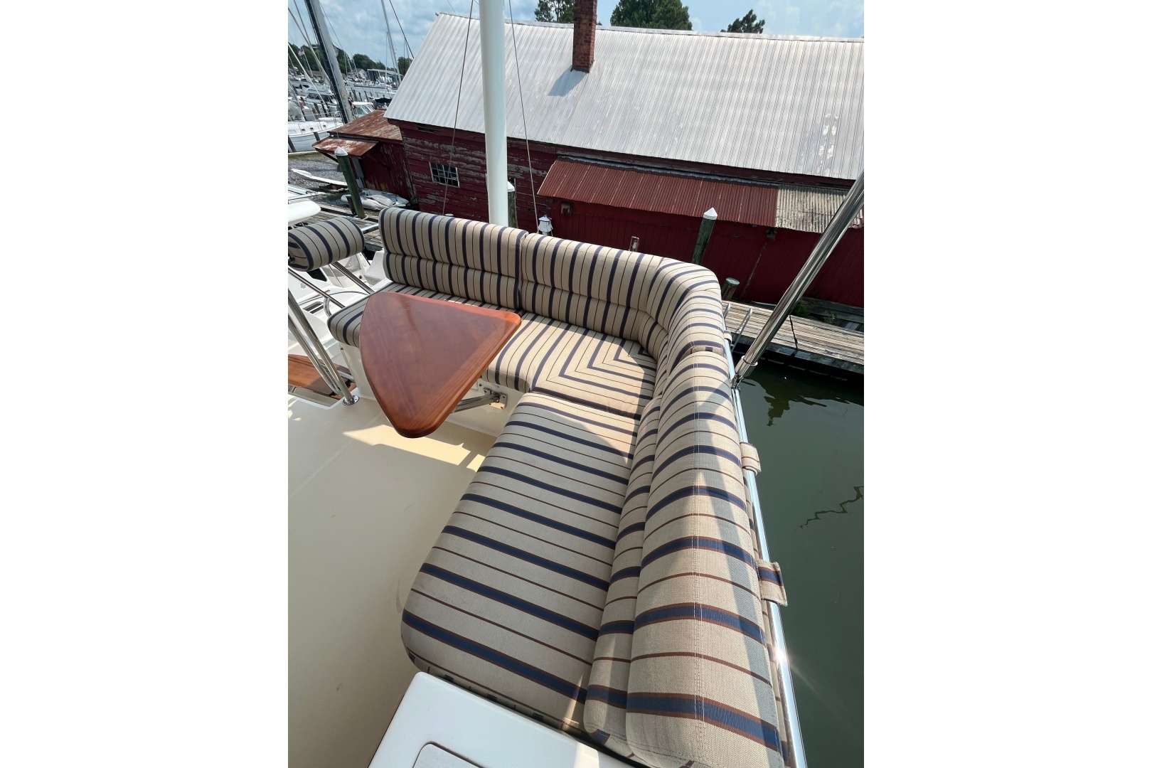 Sabre 42 Fly Bridge Sedan Yacht For Sale