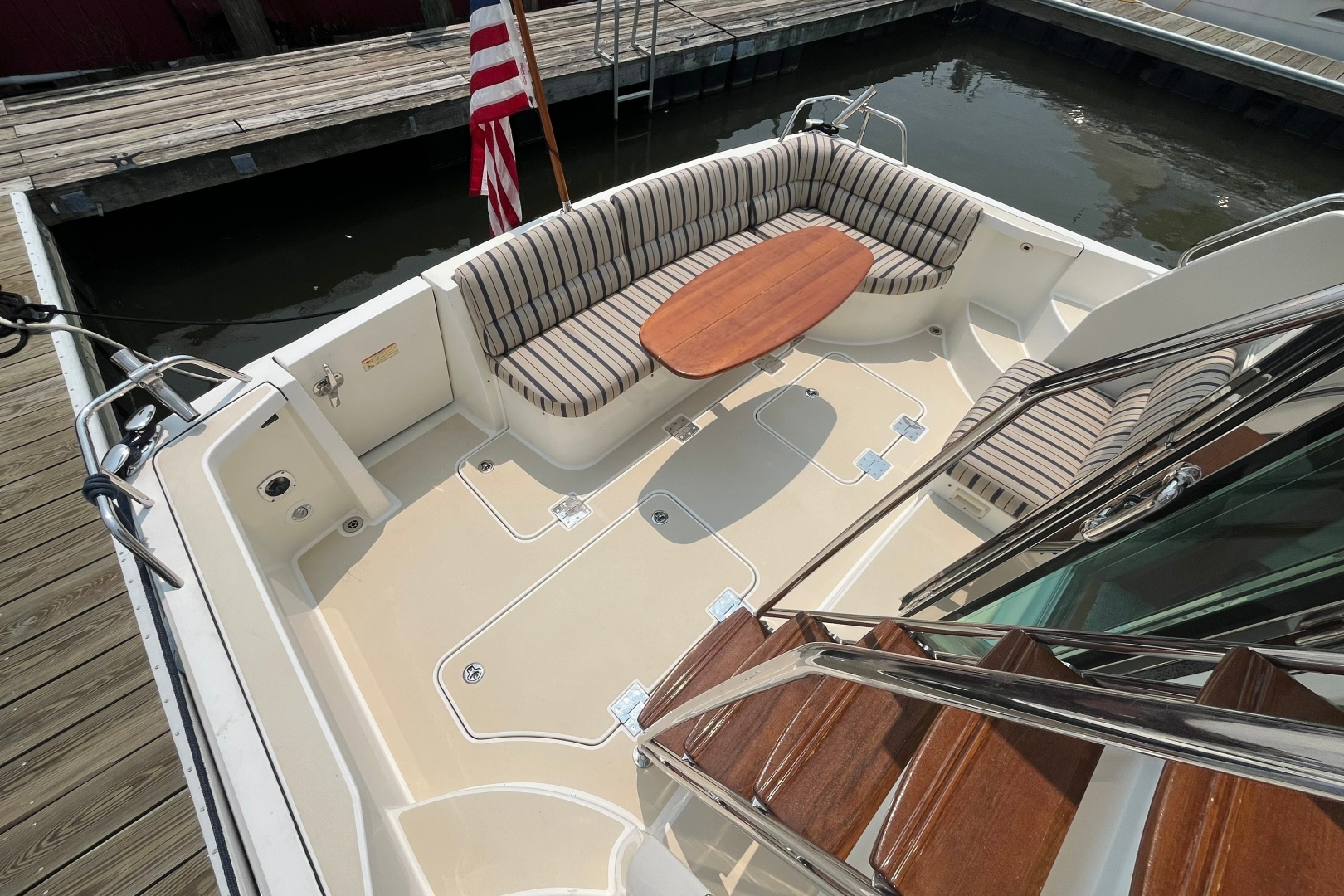 Sabre 42 Fly Bridge Sedan Yacht For Sale