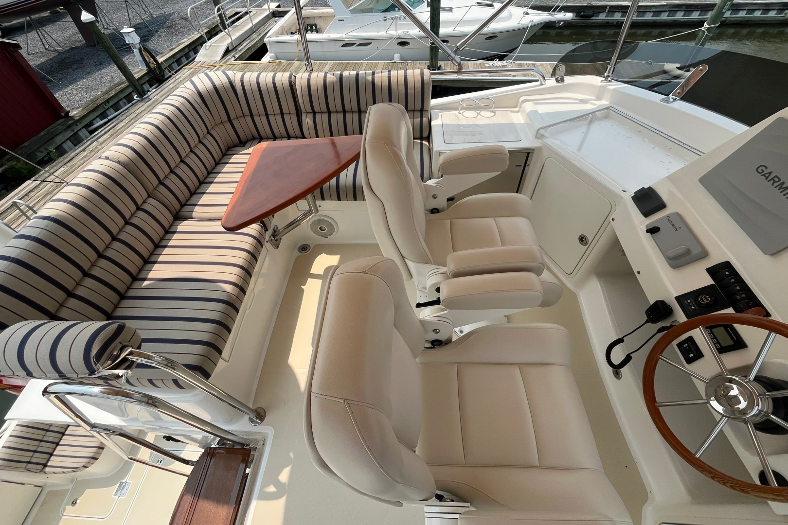 Sabre 42 Fly Bridge Sedan Yacht For Sale