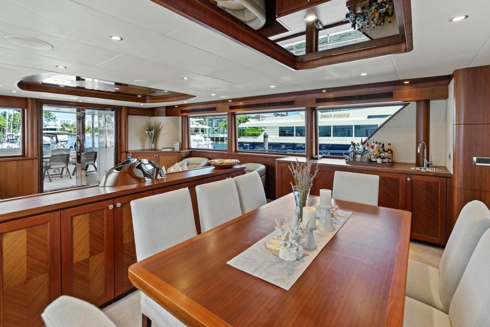 ONE SHOT 90ft Ocean Alexander Yacht For Sale ONE SHOT 90ft Ocean Alexander Yacht For Sale