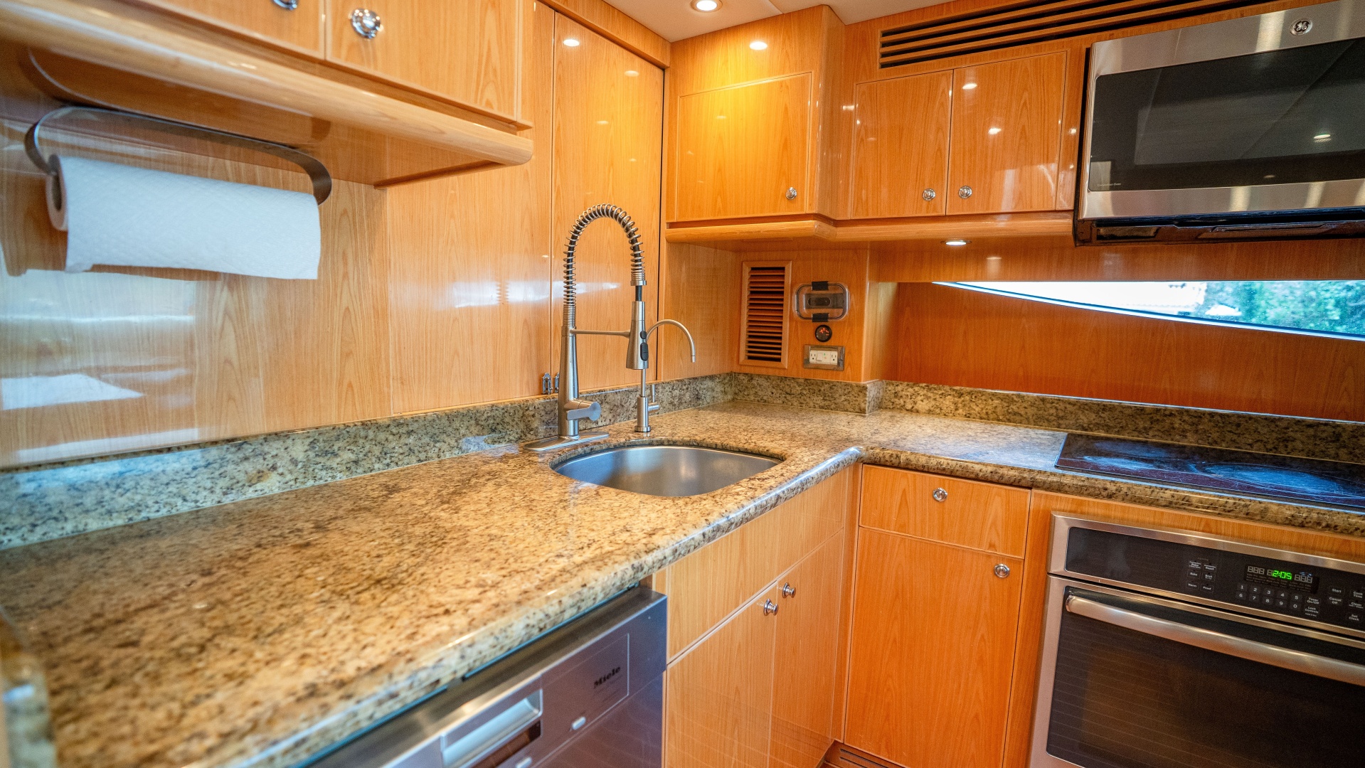 Perfect Sense 80ft Monte Fino Yacht For Sale Perfect Sense 80ft Monte Fino Yacht For Sale