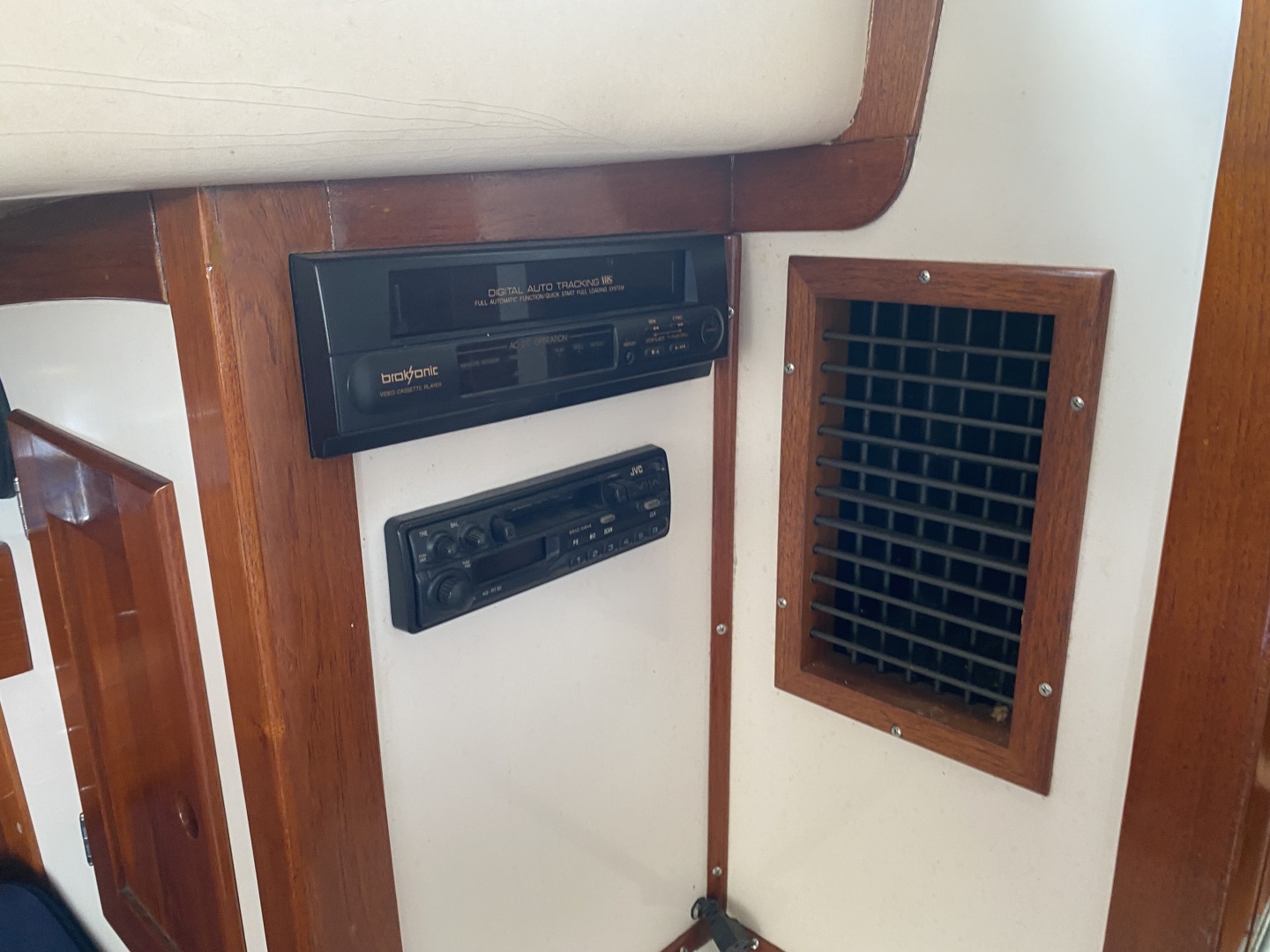 42ft Allied Yacht For Sale