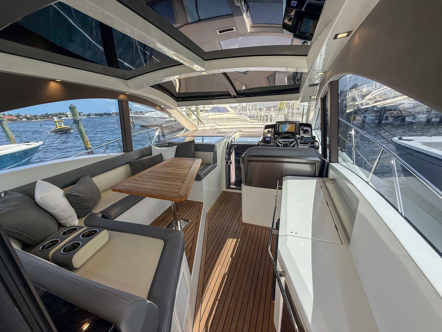 48ft Galeon Yacht For Sale