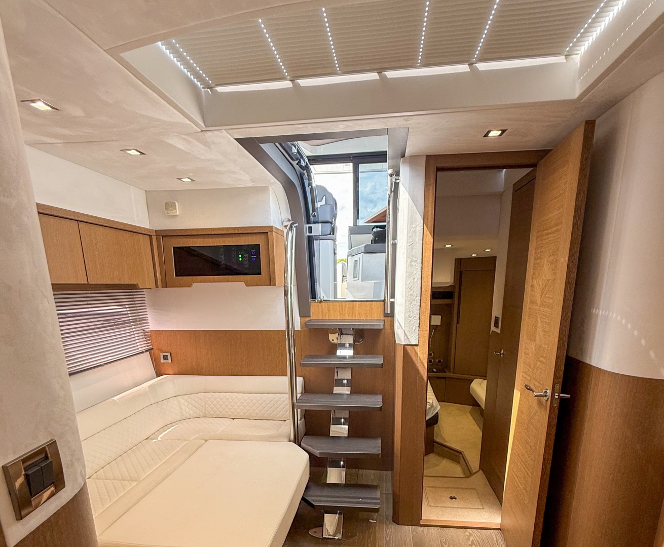 48ft Galeon Yacht For Sale