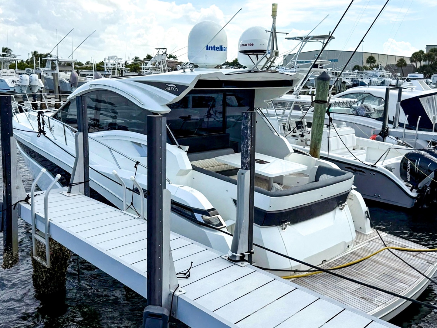 48ft Galeon Yacht For Sale