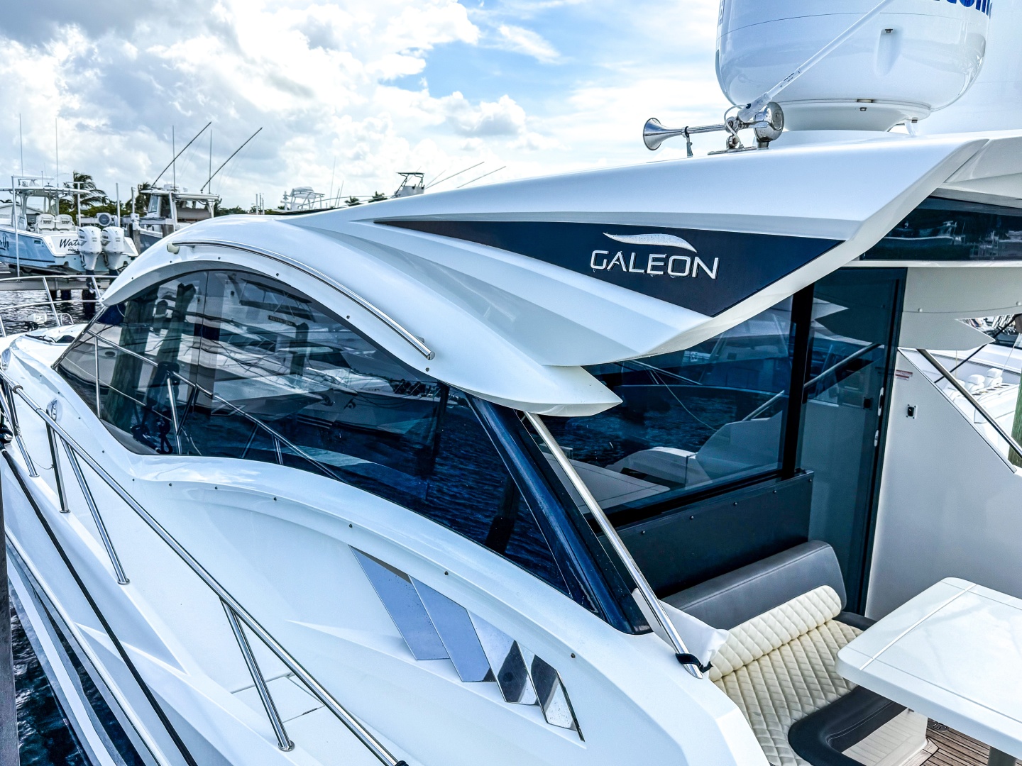 2019 Galeon 