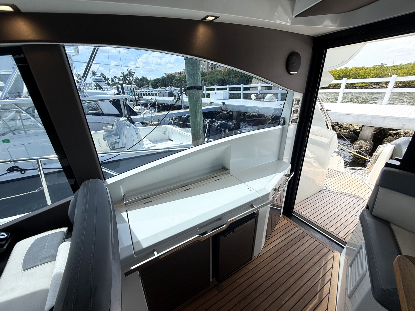 48ft Galeon Yacht For Sale