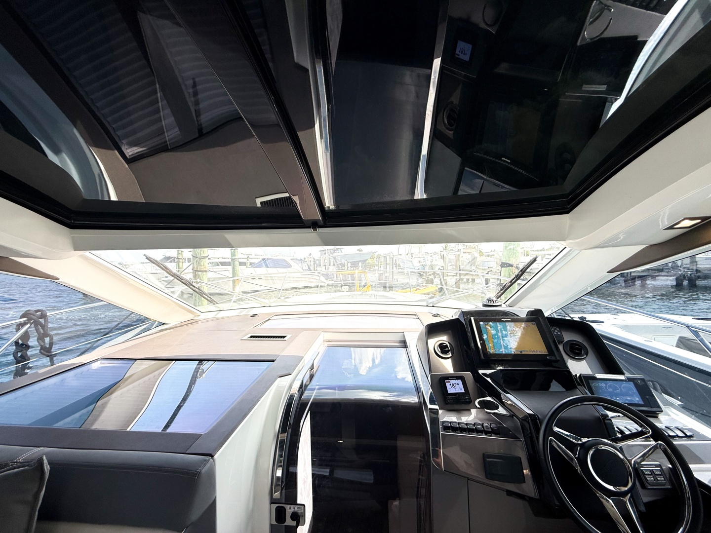 48ft Galeon Yacht For Sale