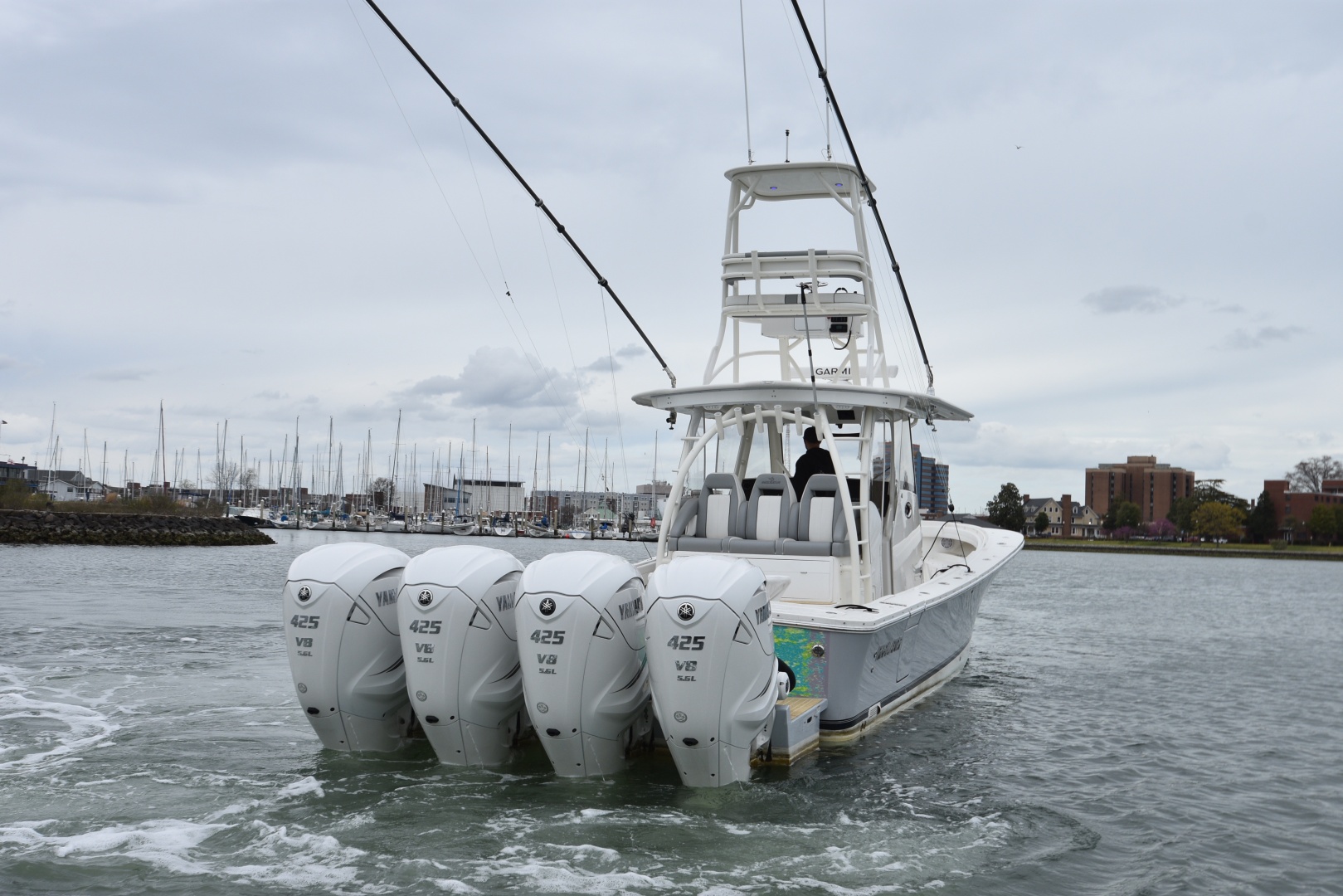 41ft Regulator Yacht For Sale