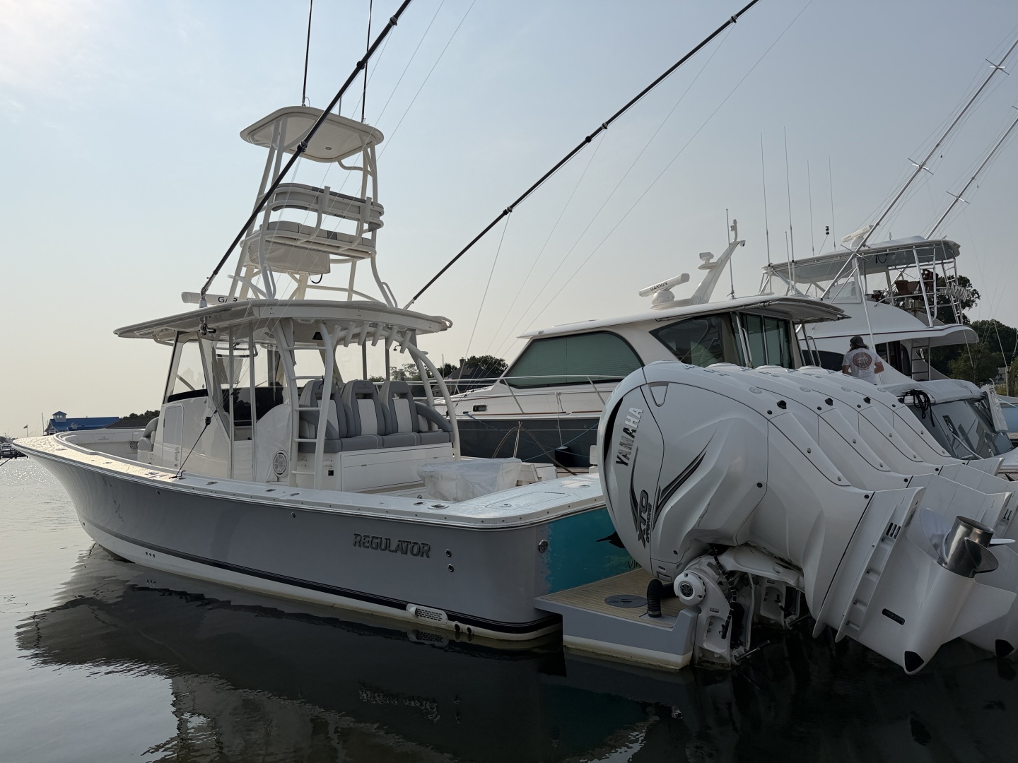 41ft Regulator Yacht For Sale