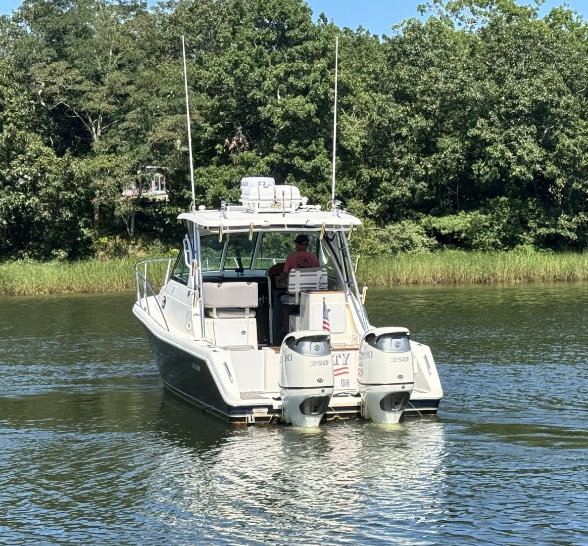 33ft Pursuit Yacht For Sale 33ft Pursuit Yacht For Sale