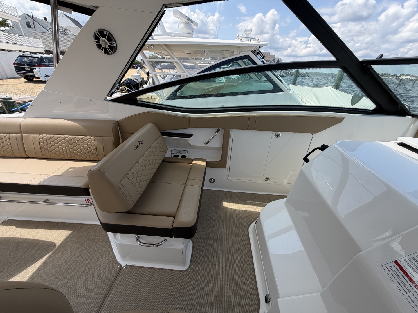 At Last 32ft Sea Ray Yacht For Sale At Last 32ft Sea Ray Yacht For Sale