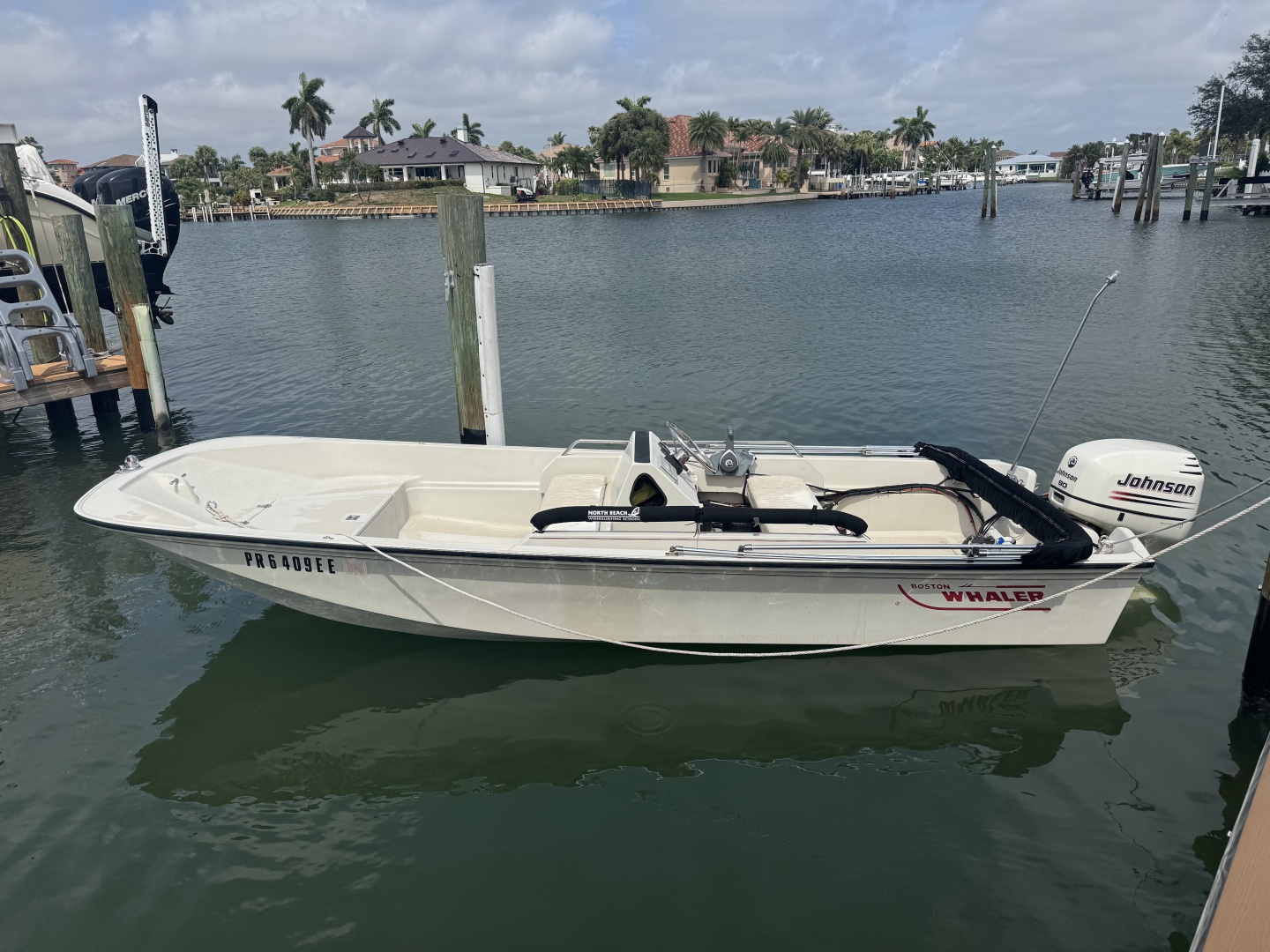 17ft Boston Whaler Yacht For Sale 17ft Boston Whaler Yacht For Sale