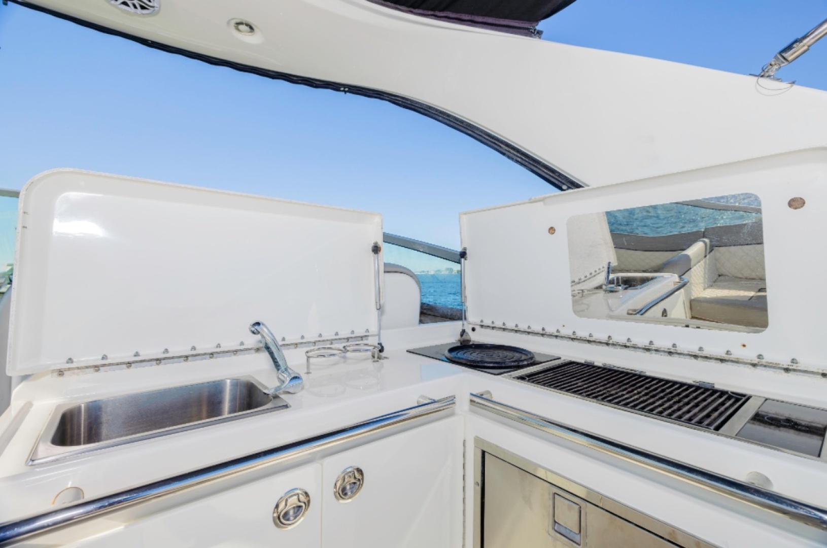2013 Sea Ray 370 Venture