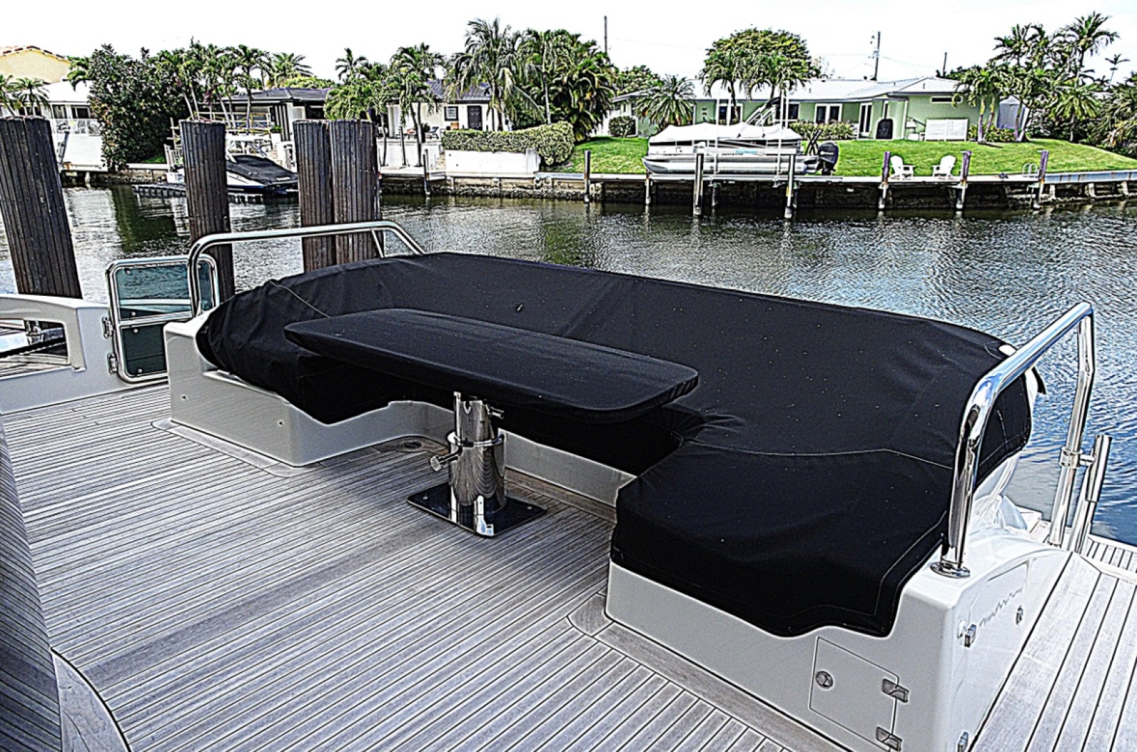 100ft Azimut Yacht For Sale 100ft Azimut Yacht For Sale