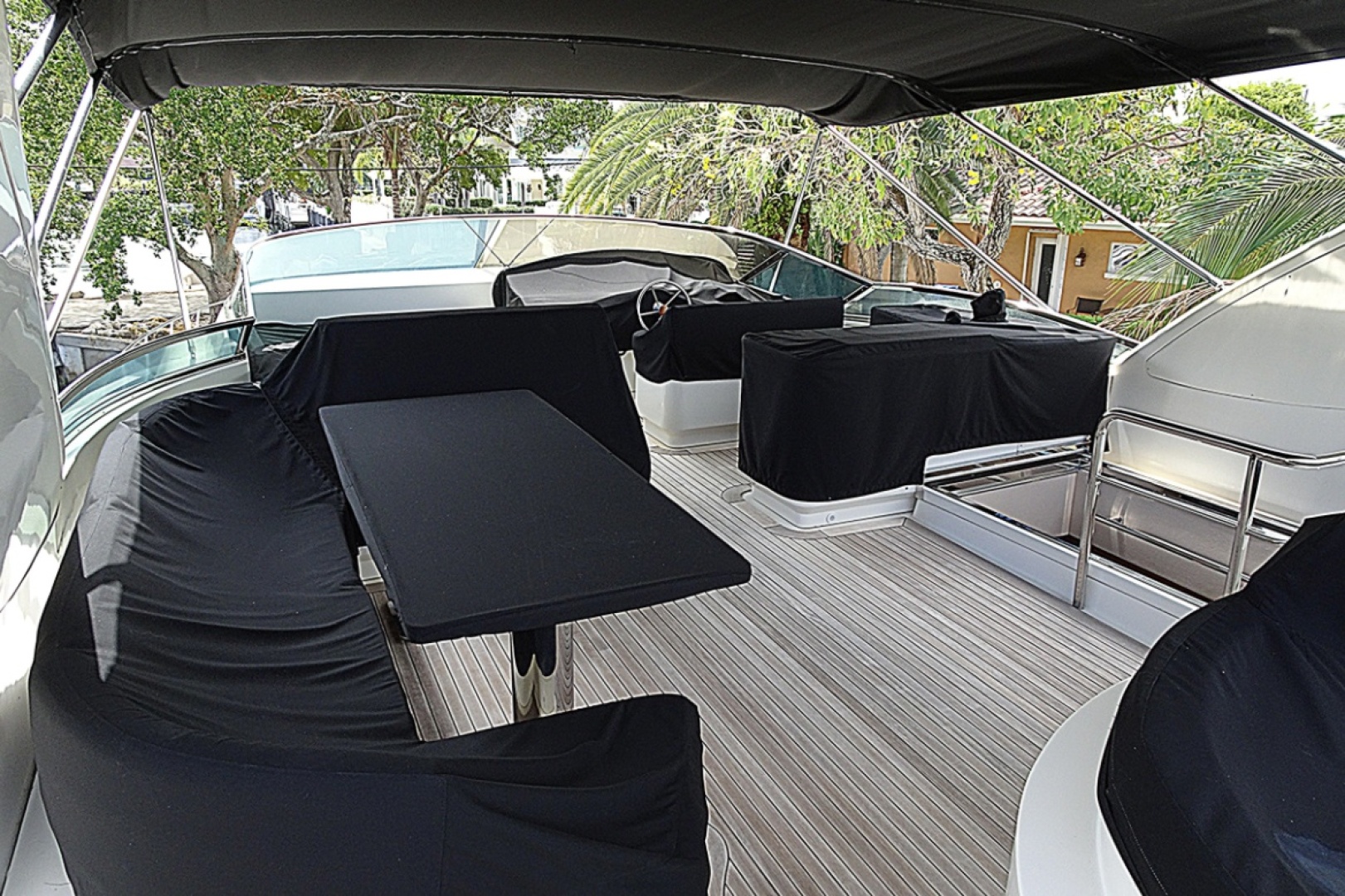 100ft Azimut Yacht For Sale 100ft Azimut Yacht For Sale