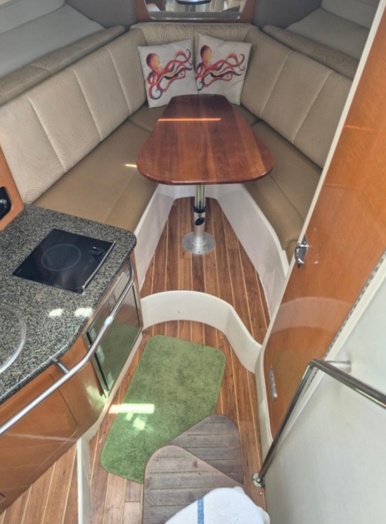 30ft Robalo Yacht For Sale