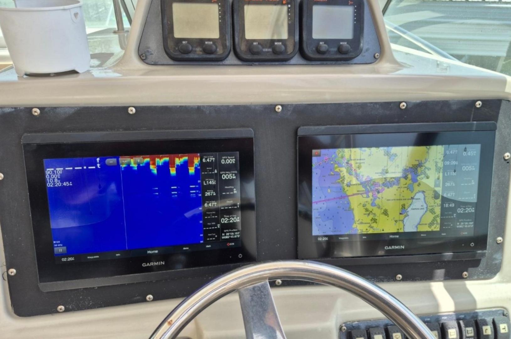 30ft Robalo Yacht For Sale