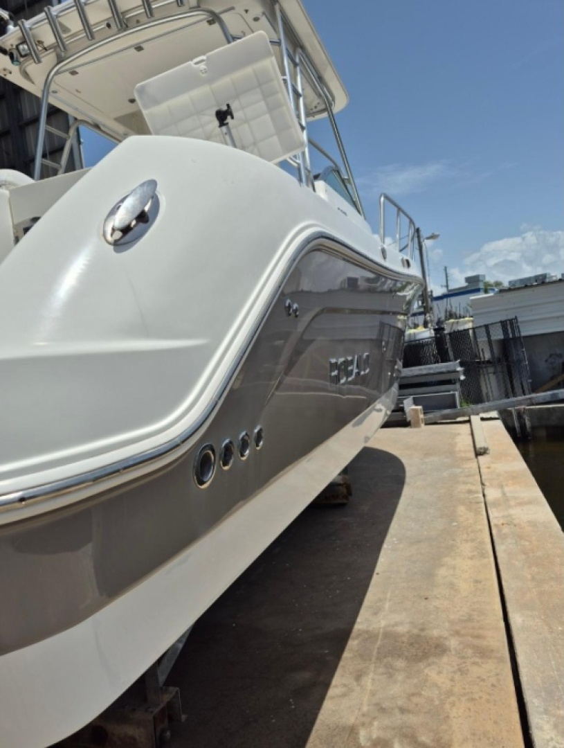 30ft Robalo Yacht For Sale