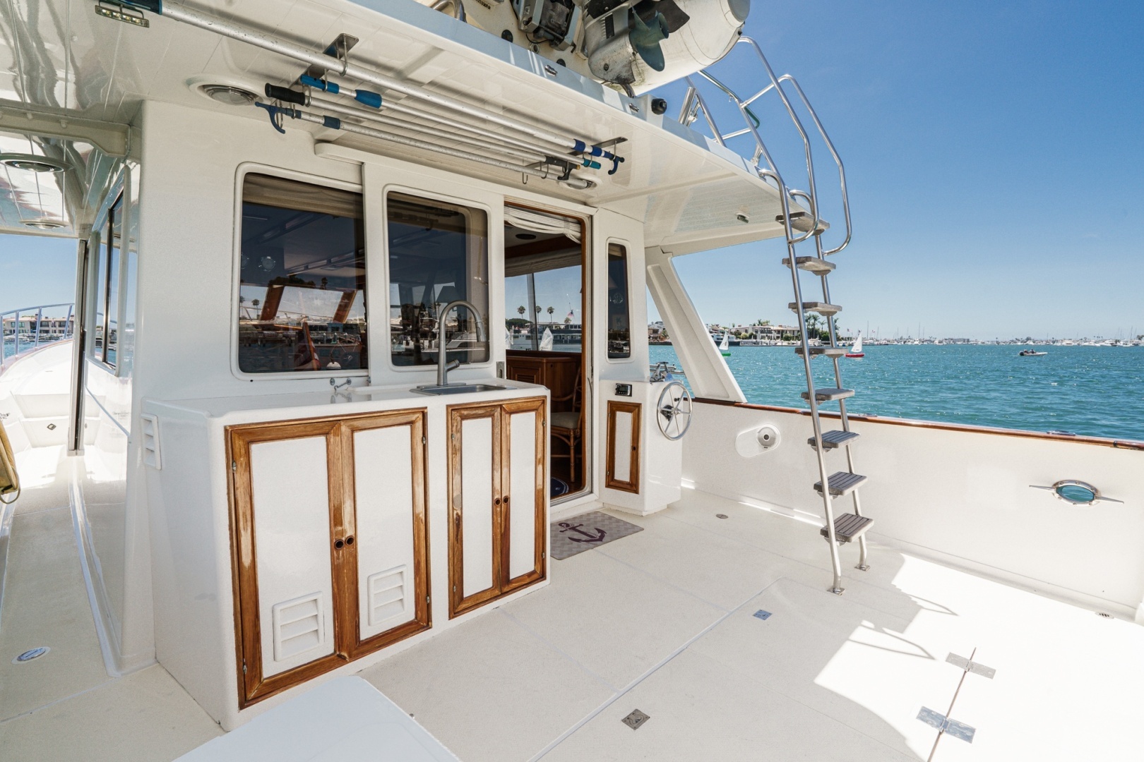 Offshore Yachts Sedan Yacht For Sale