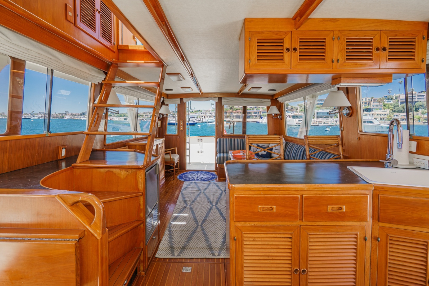 Offshore Yachts Sedan Yacht For Sale