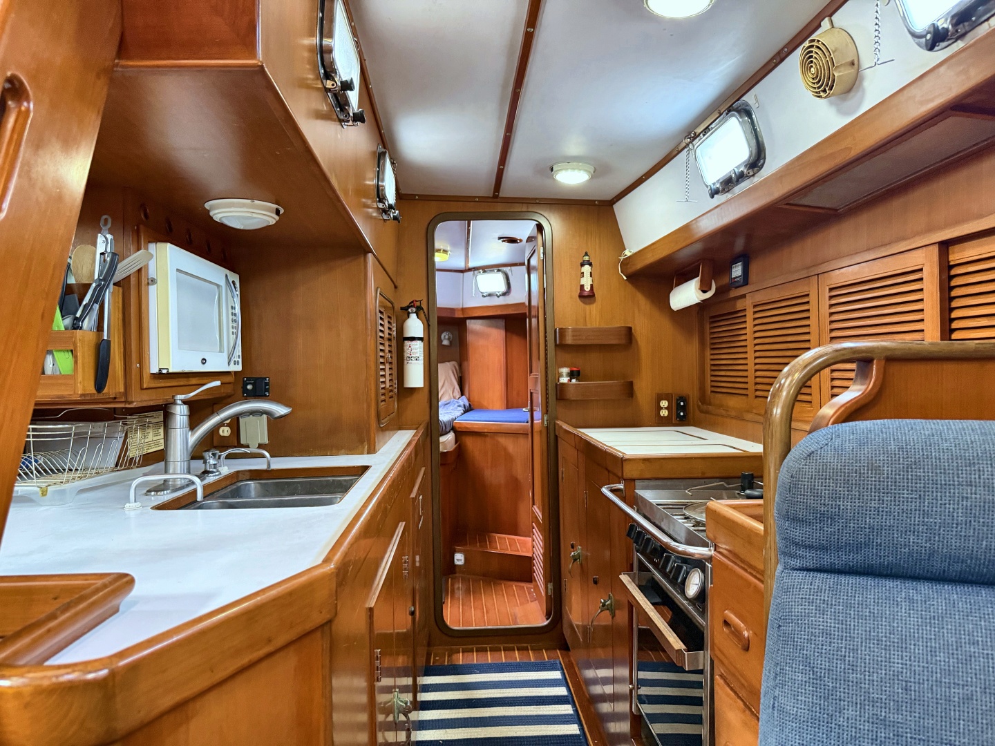 48ft Tayana Yacht For Sale