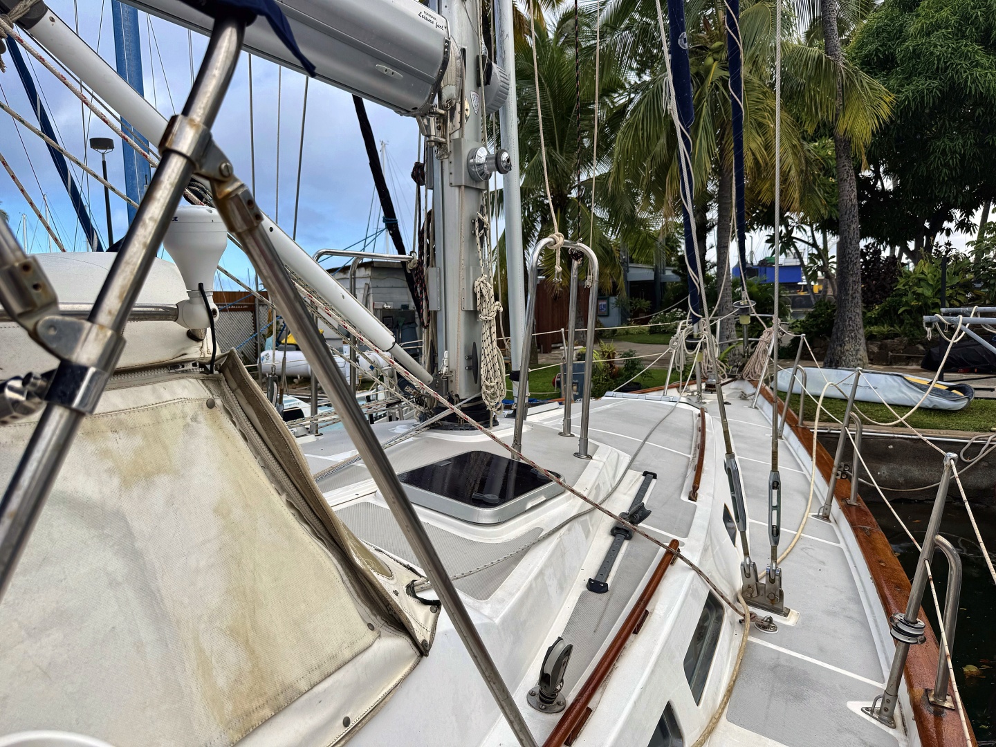 48ft Tayana Yacht For Sale