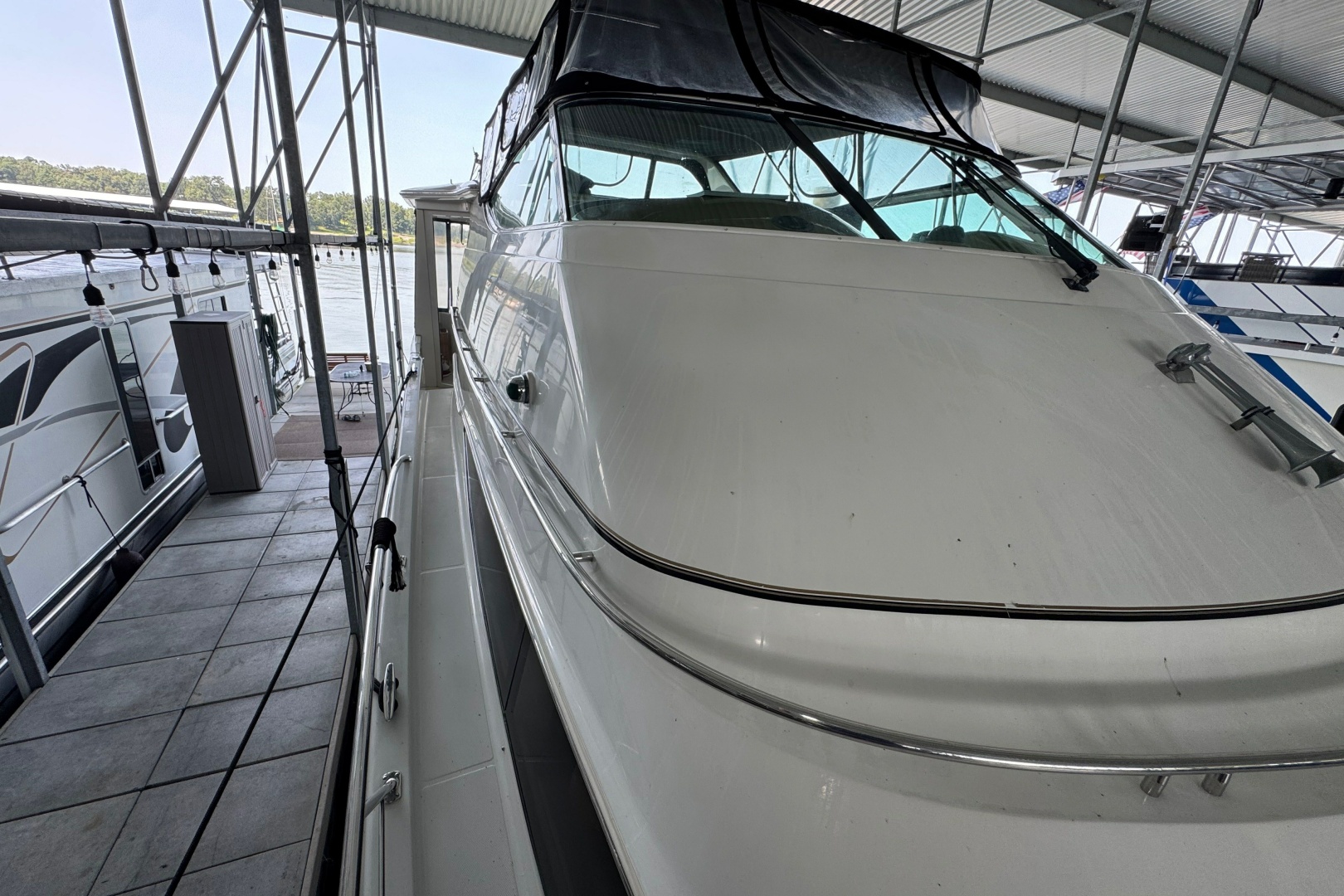 MO HEINE 46ft Carver Yacht For Sale