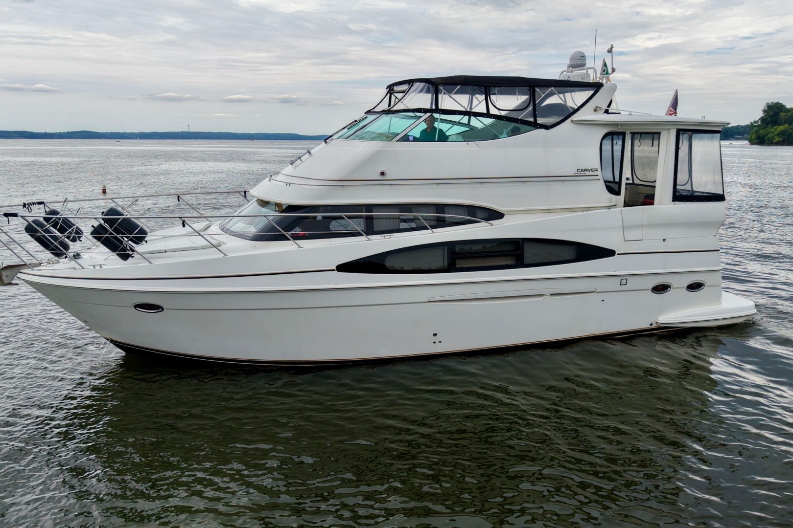 2004 Carver 466 Motor Yacht