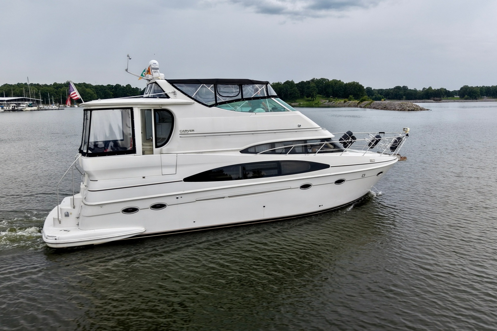 MO HEINE 46ft Carver Yacht For Sale