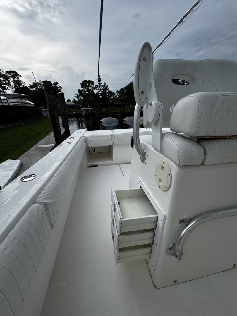32ft Regulator Yacht For Sale