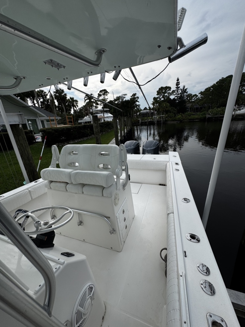 32ft Regulator Yacht For Sale