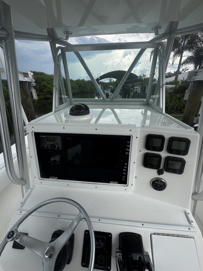 32ft Regulator Yacht For Sale