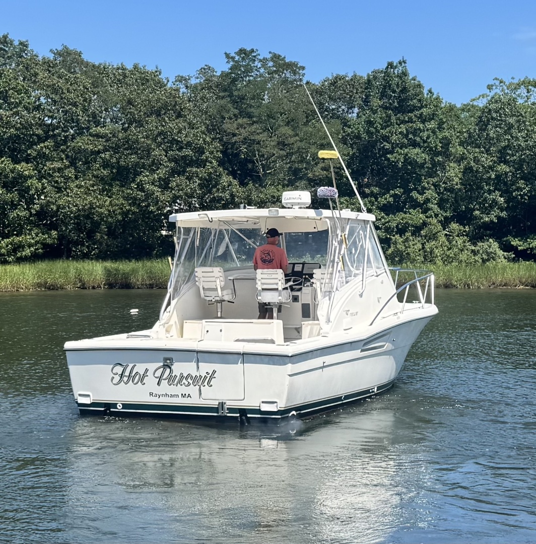 30ft Pursuit Yacht For Sale