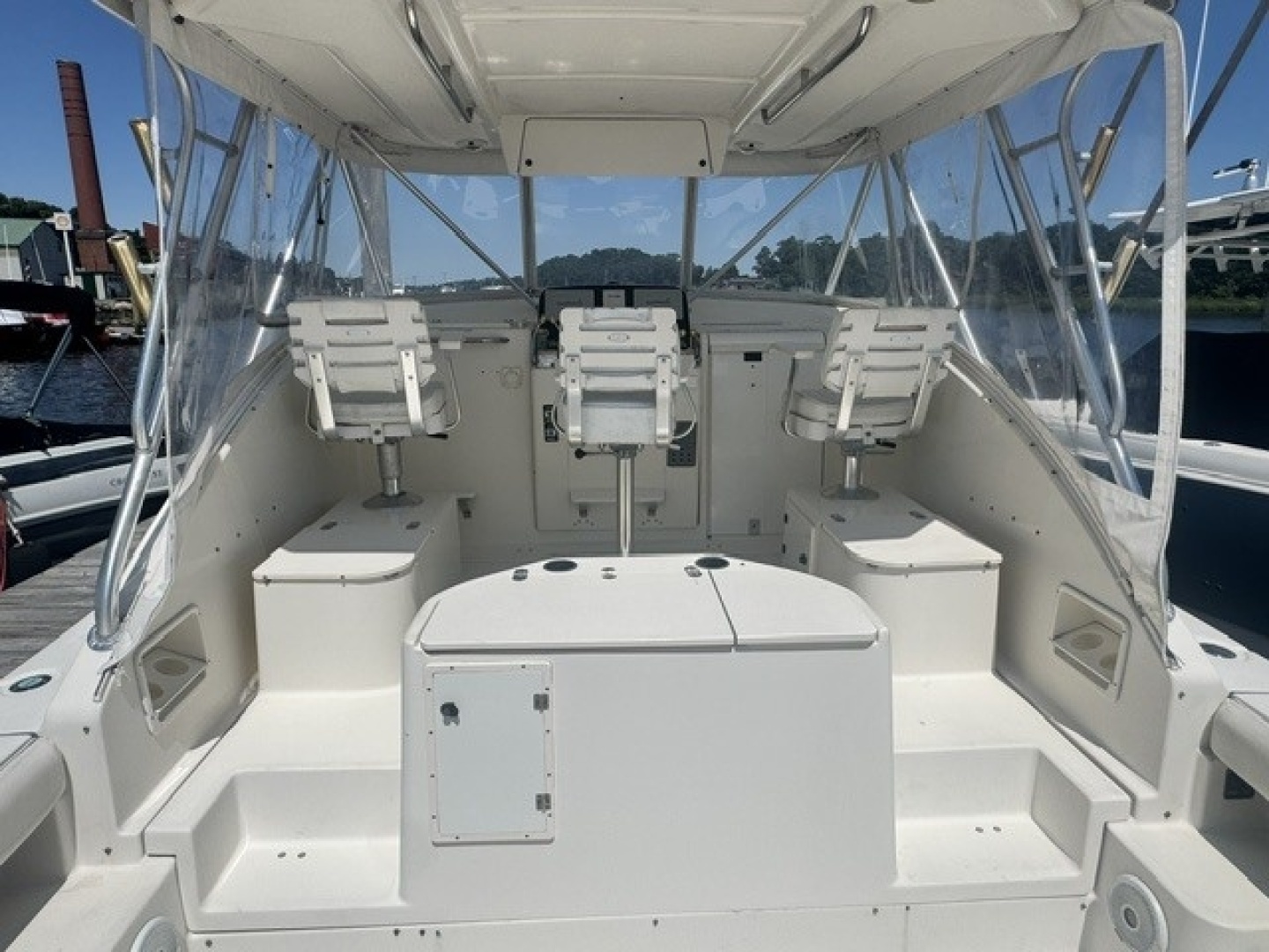 30ft Pursuit Yacht For Sale