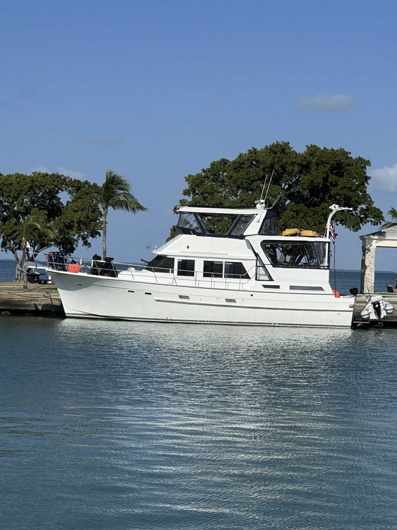 Exterior Port Side Profile