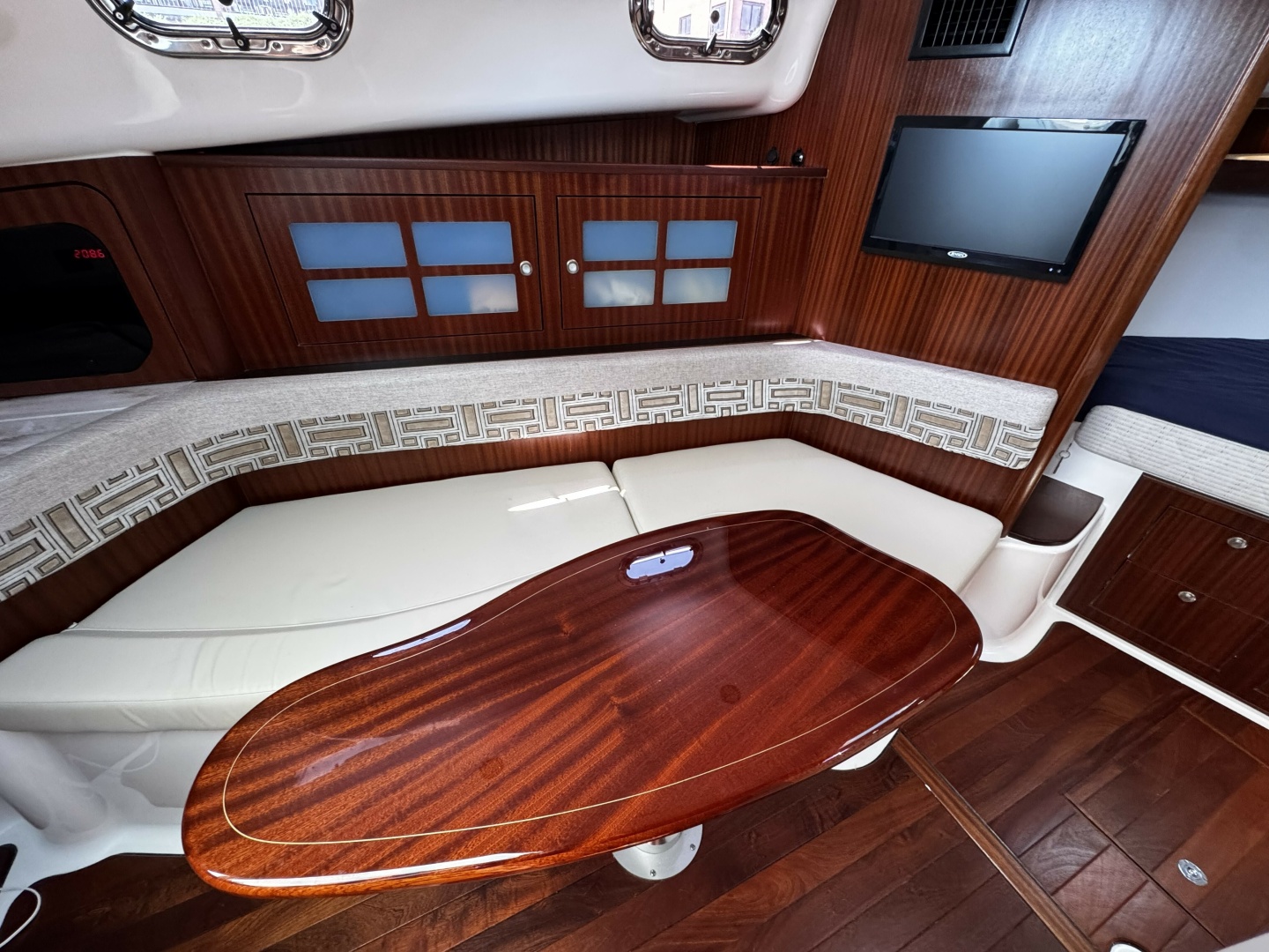 38ft Pursuit Yacht For Sale 38ft Pursuit Yacht For Sale