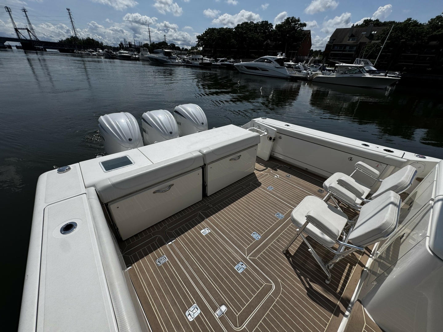 38ft Pursuit Yacht For Sale 38ft Pursuit Yacht For Sale