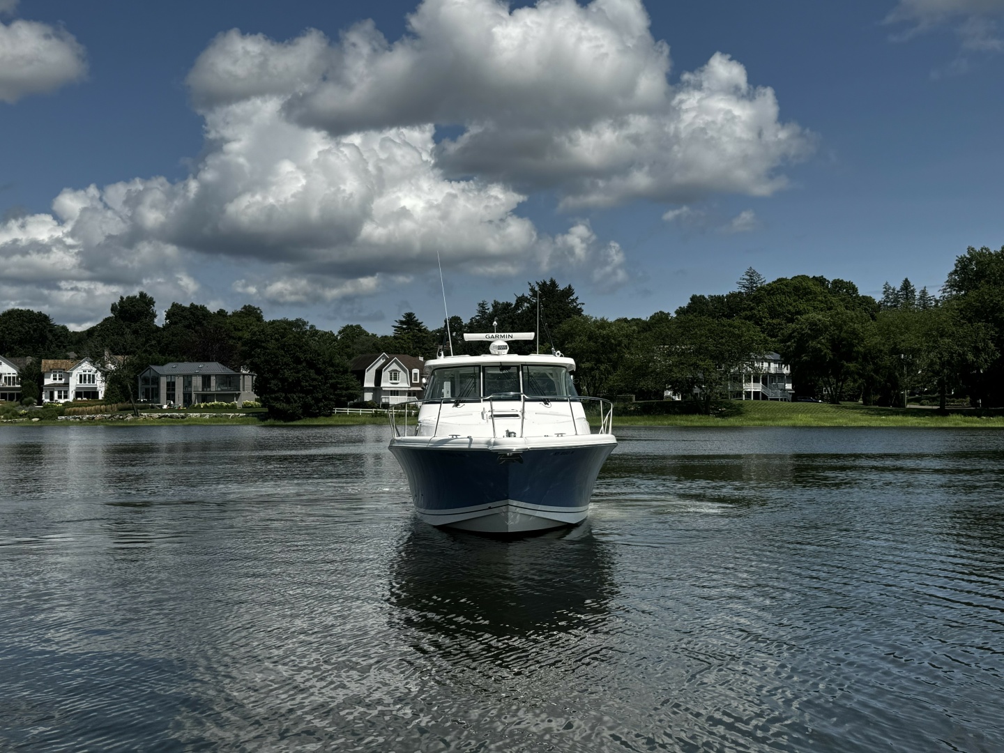 38ft Pursuit Yacht For Sale 38ft Pursuit Yacht For Sale