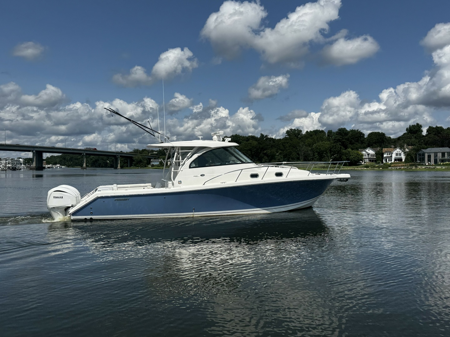 38ft Pursuit Yacht For Sale 38ft Pursuit Yacht For Sale