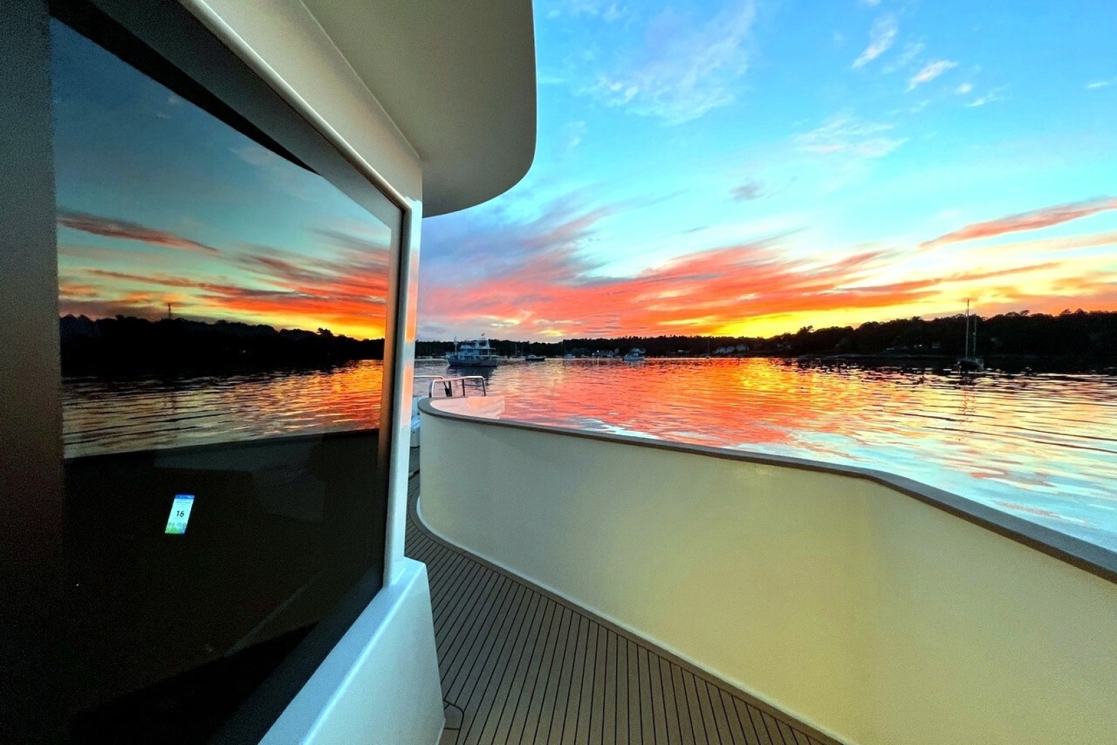 Ellee 72ft Neel Yacht For Sale