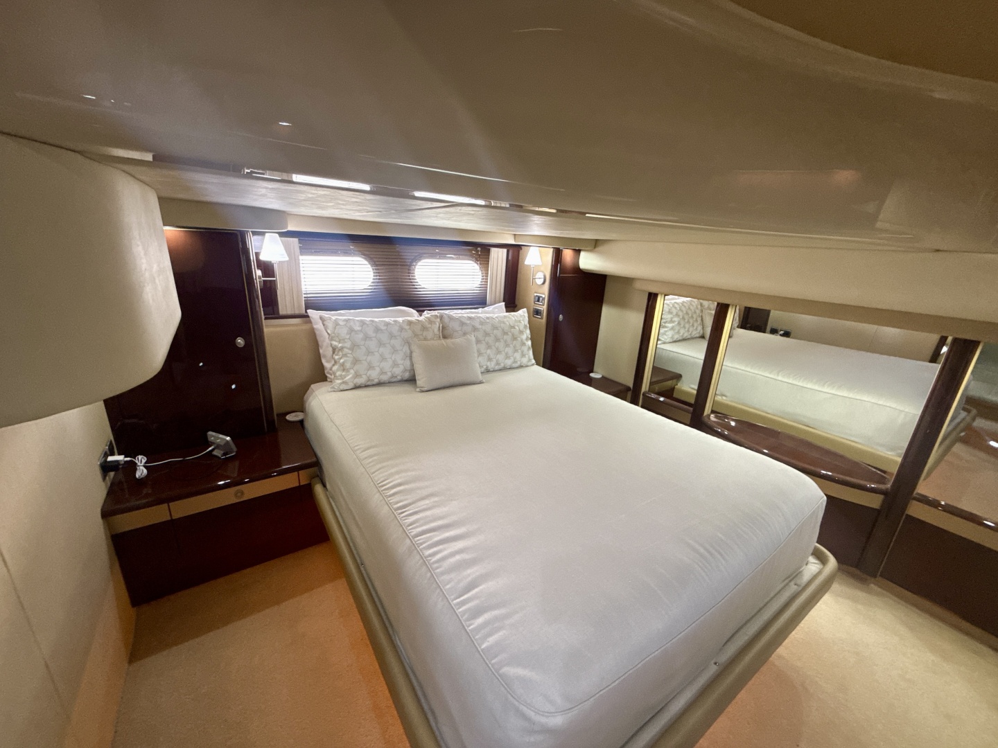 58ft Sea Ray Yacht For Sale