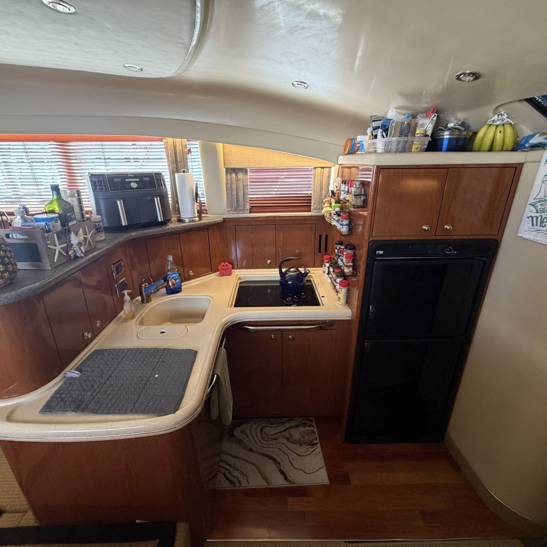Sea Ray 480 Motor Yacht Yacht For Sale