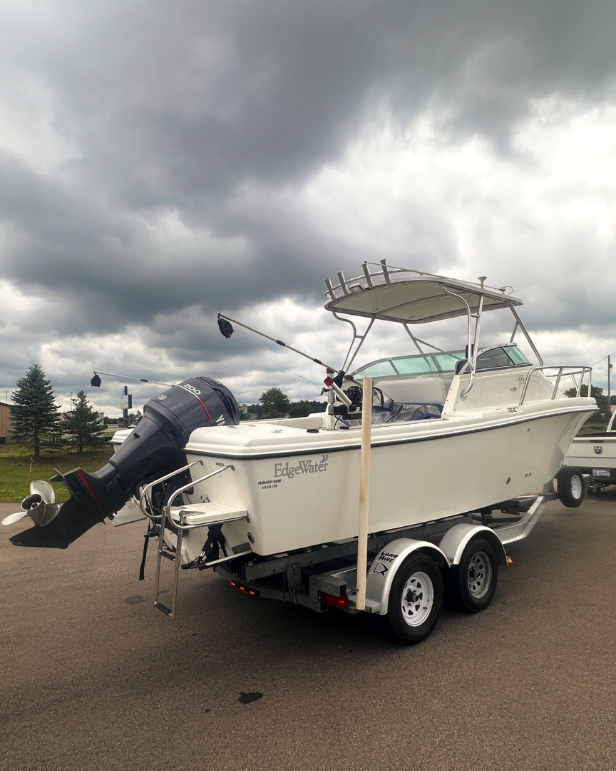 23ft Edgewater Yacht For Sale