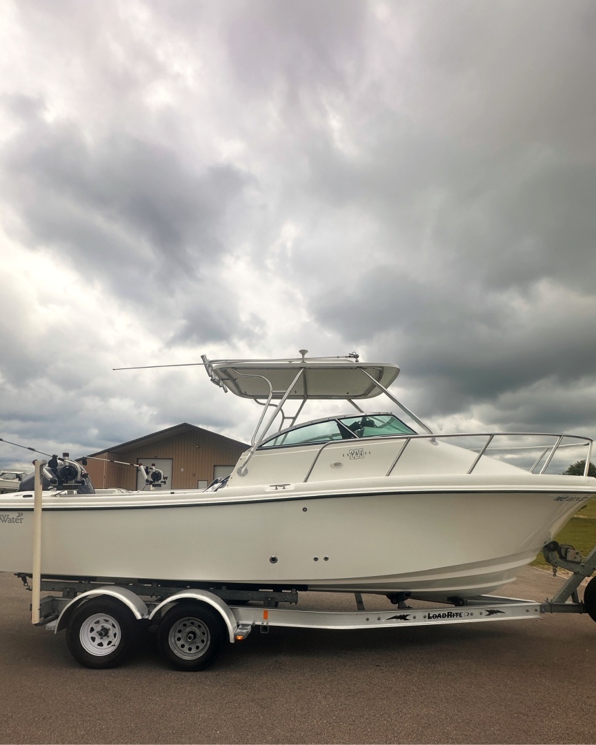 23ft Edgewater Yacht For Sale